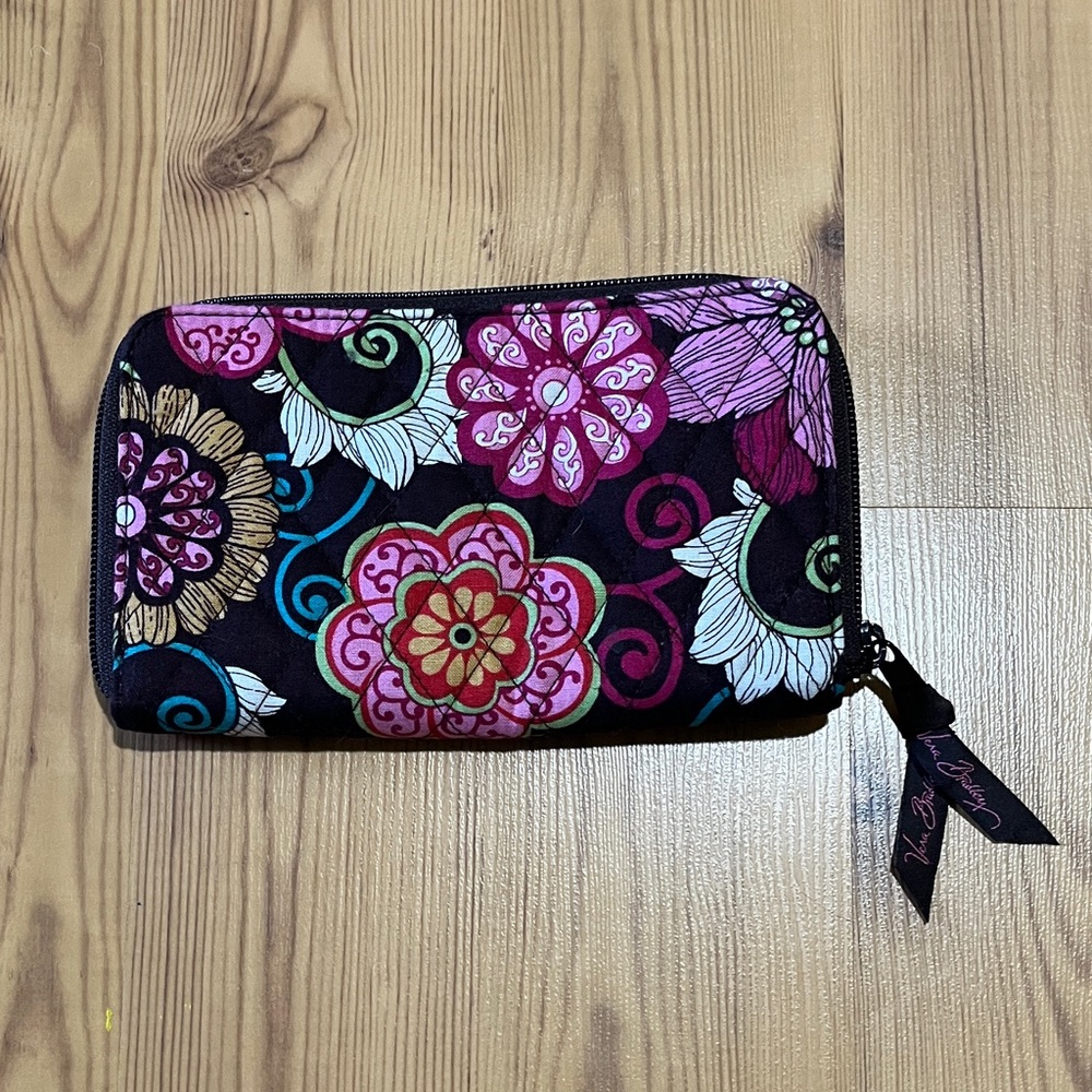 Vera Bradley mod floral pink zip around wallet wristlet